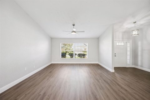 Villa ou maison à vendre à Leesburg, Floride: 3 chambres, 178.28 m2 № 2356407 - photo 10
