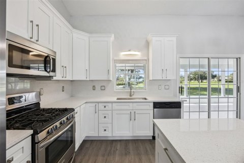 Villa ou maison à vendre à Leesburg, Floride: 3 chambres, 178.28 m2 № 2356407 - photo 13