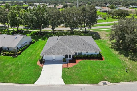 Villa ou maison à Leesburg, Floride 3 chambres, 178.28 m2 № 2356407