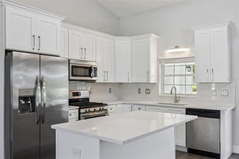 Villa ou maison à vendre à Leesburg, Floride: 3 chambres, 178.28 m2 № 2356407 - photo 12