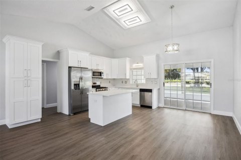 Villa ou maison à vendre à Leesburg, Floride: 3 chambres, 178.28 m2 № 2356407 - photo 15