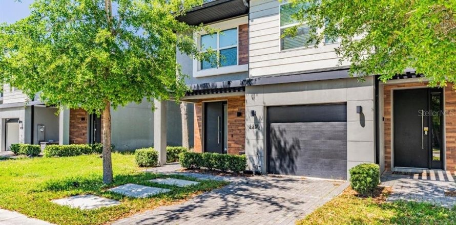 Touwnhouse à Kissimmee, Floride 4 chambres, 162.11 m2 № 1598568