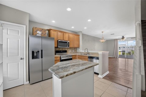 Townhouse in Ocala, Florida 2 bedrooms, 107.86 sq.m. № 2236887 - photo 11