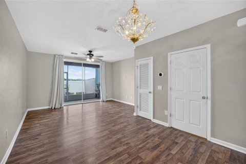 Townhouse in Ocala, Florida 2 bedrooms, 107.86 sq.m. № 2236887 - photo 16