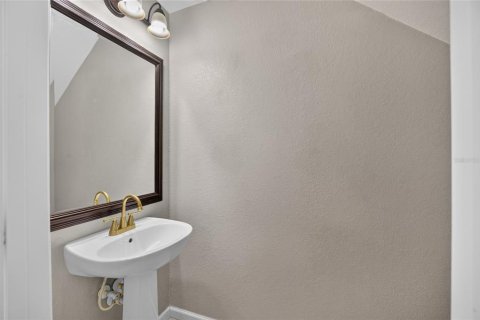 Townhouse in Ocala, Florida 2 bedrooms, 107.86 sq.m. № 2236887 - photo 23