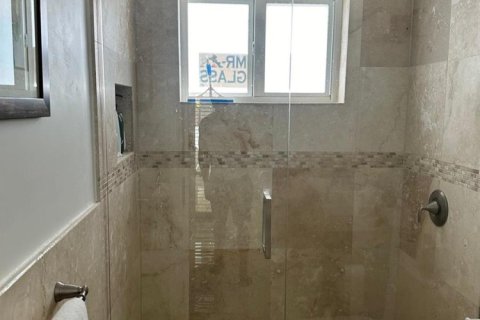 Villa ou maison à louer à Hollywood, Floride: 3 chambres, 122.63 m2 № 2084788 - photo 10