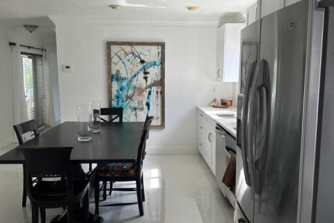 Villa ou maison à louer à Hollywood, Floride: 3 chambres, 122.63 m2 № 2084788 - photo 6