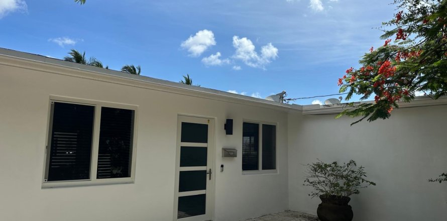 Villa ou maison à Hollywood, Floride 3 chambres, 122.63 m2 № 2084788