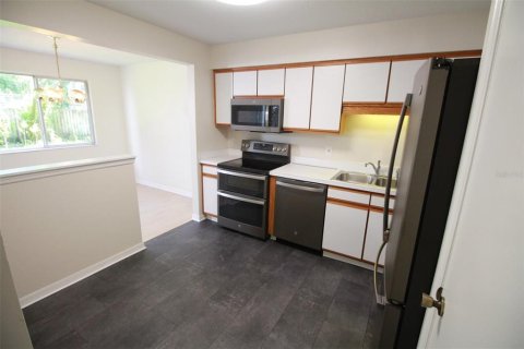 Copropriété à vendre à Orlando, Floride: 2 chambres, 100.15 m2 № 2228306 - photo 5