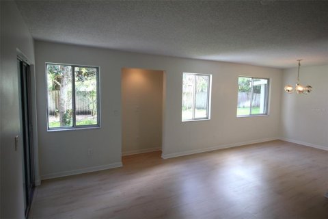Copropriété à vendre à Orlando, Floride: 2 chambres, 100.15 m2 № 2228306 - photo 4