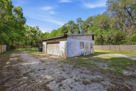 House in Orange City, Florida 2 bedrooms, 83.61 sq.m. № 2201329 - photo 5