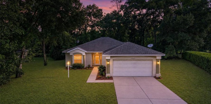 Casa en Dunnellon, Florida 3 dormitorios, 150.78 m2 № 2285106