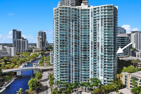 Condominio en Fort Lauderdale, Florida, 3 dormitorios  № 2192912