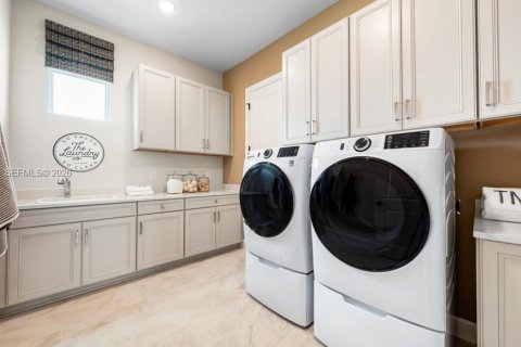 Купить виллу или дом в Пунта-Горда, Флорида 3 спальни, № 2051929 - фото 21