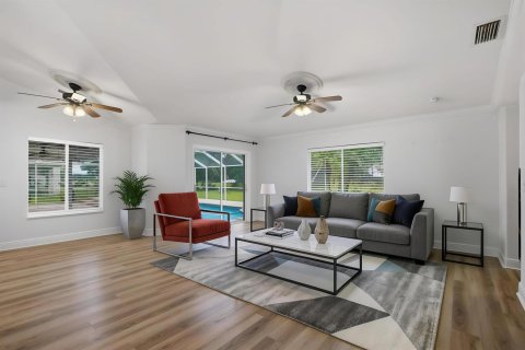 House in Port St. Lucie, Florida 4 bedrooms, 243.78 sq.m. № 2289074 - photo 21