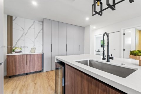 Купить виллу или дом в Холливуд, Флорида 4 спальни, № 1990506 - фото 19