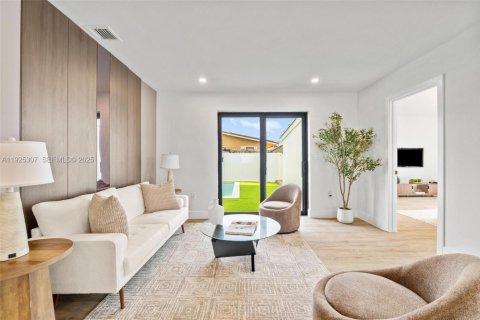 Купить виллу или дом в Холливуд, Флорида 4 спальни, № 1990506 - фото 9