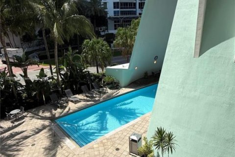 Copropriété à vendre à Miami Beach, Floride: 2 chambres, 157.93 m2 № 1939379 - photo 23