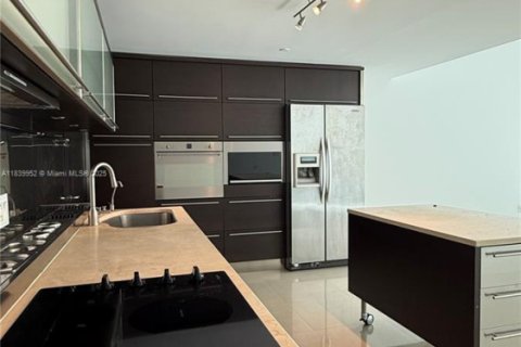 Copropriété à vendre à Miami Beach, Floride: 2 chambres, 157.93 m2 № 1939379 - photo 9