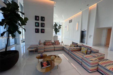 Condo in Miami, Florida, 1 bedroom № 1942962 - photo 24