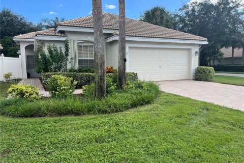 Villa ou maison à vendre à Delray Beach, Floride: 3 chambres, 149.2 m2 № 1951314 - photo 2
