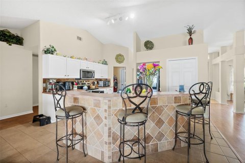 House in Palm Coast, Florida 4 bedrooms, 206.8 sq.m. № 1873278 - photo 15