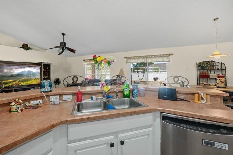 House in Palm Coast, Florida 4 bedrooms, 206.8 sq.m. № 1873278 - photo 18