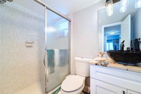 Copropriété à vendre à Pompano Beach, Floride: 2 chambres, 112.41 m2 № 2147282 - photo 10