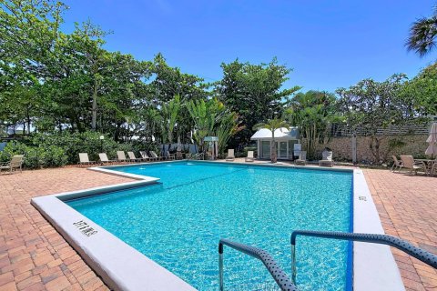 Copropriété à vendre à Pompano Beach, Floride: 2 chambres, 112.41 m2 № 2147282 - photo 26