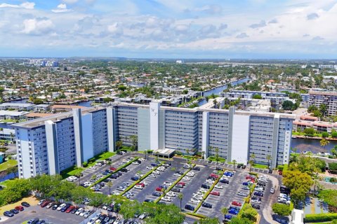 Copropriété à vendre à Pompano Beach, Floride: 2 chambres, 112.41 m2 № 2147282 - photo 28