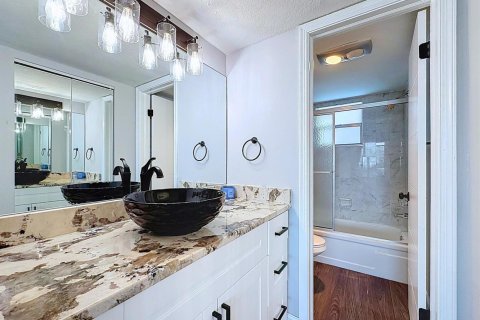 Copropriété à vendre à Pompano Beach, Floride: 2 chambres, 112.41 m2 № 2147282 - photo 8