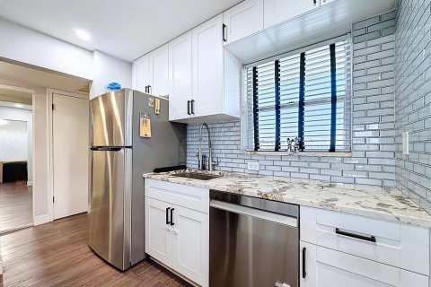 Copropriété à vendre à Pompano Beach, Floride: 2 chambres, 112.41 m2 № 2147282 - photo 3