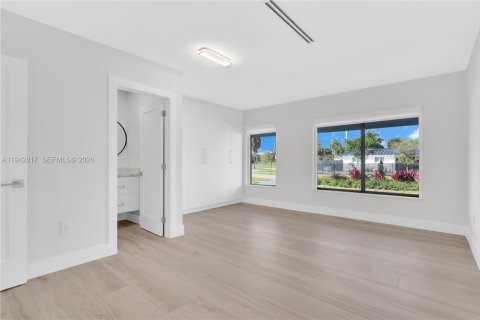 Villa ou maison à vendre à Miami, Floride: 5 chambres, 315.5 m2 № 2000155 - photo 12