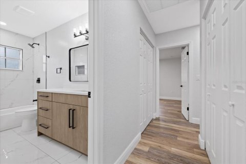 Купить виллу или дом в Лейкленд, Флорида 3 комнаты, 173.17м2, № 2305142 - фото 23
