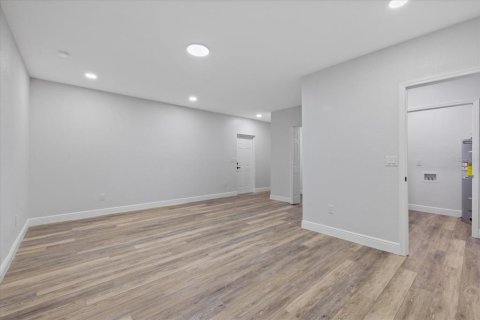 Купить виллу или дом в Лейкленд, Флорида 3 комнаты, 173.17м2, № 2305142 - фото 16
