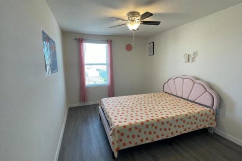 Villa ou maison à vendre à Zephyrhills, Floride: 4 chambres, 214.14 m2 № 2429630 - photo 25