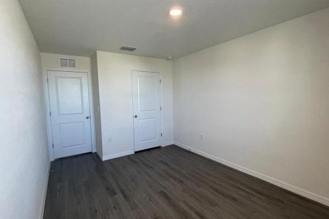 Villa ou maison à vendre à Zephyrhills, Floride: 4 chambres, 214.14 m2 № 2429630 - photo 21