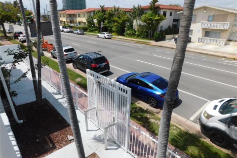 Copropriété à louer à Miami Beach, Floride: 1 chambre, 50.91 m2 № 2076115 - photo 5