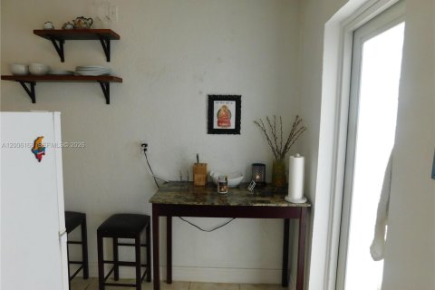 Copropriété à louer à Miami Beach, Floride: 1 chambre, 50.91 m2 № 2076115 - photo 14