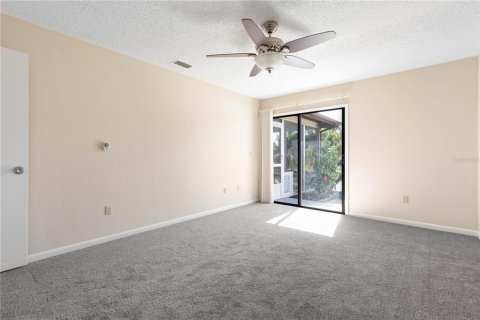 House in Palm Coast, Florida 3 bedrooms, 158.58 sq.m. № 1527107 - photo 30