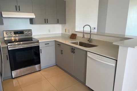 Condo in Aventura, Florida, 3 bedrooms  № 1999969 - photo 15