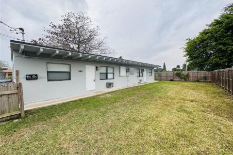 Immobilier commercial à vendre à Homestead, Floride: 83.61 m2 № 2010297 - photo 11