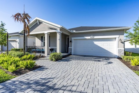 House in Port St. Lucie, Florida 4 bedrooms, 178 sq.m. № 2146742 - photo 8