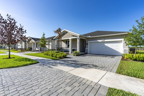 House in Port St. Lucie, Florida 4 bedrooms, 178 sq.m. № 2146742 - photo 2