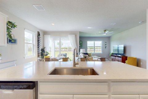 House in Port St. Lucie, Florida 4 bedrooms, 178 sq.m. № 2146742 - photo 22