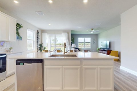 House in Port St. Lucie, Florida 4 bedrooms, 178 sq.m. № 2146742 - photo 21