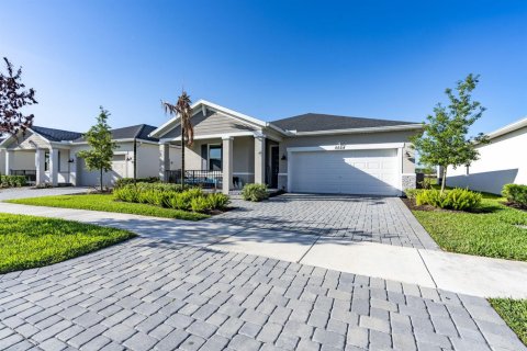 House in Port St. Lucie, Florida 4 bedrooms, 178 sq.m. № 2146742