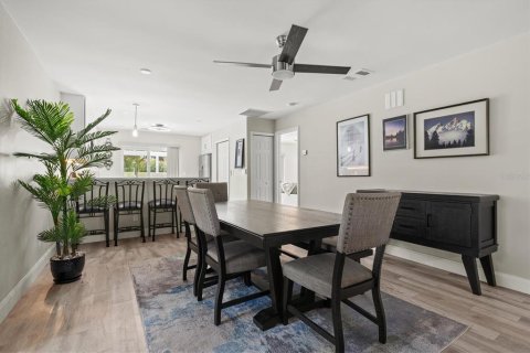 Casa en venta en Venice, Florida, 2 dormitorios, 160.63 m2 № 2238464 - foto 19