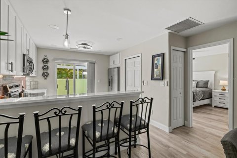 Casa en venta en Venice, Florida, 2 dormitorios, 160.63 m2 № 2238464 - foto 17