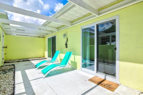 Casa en venta en Venice, Florida, 2 dormitorios, 160.63 m2 № 2238464 - foto 4